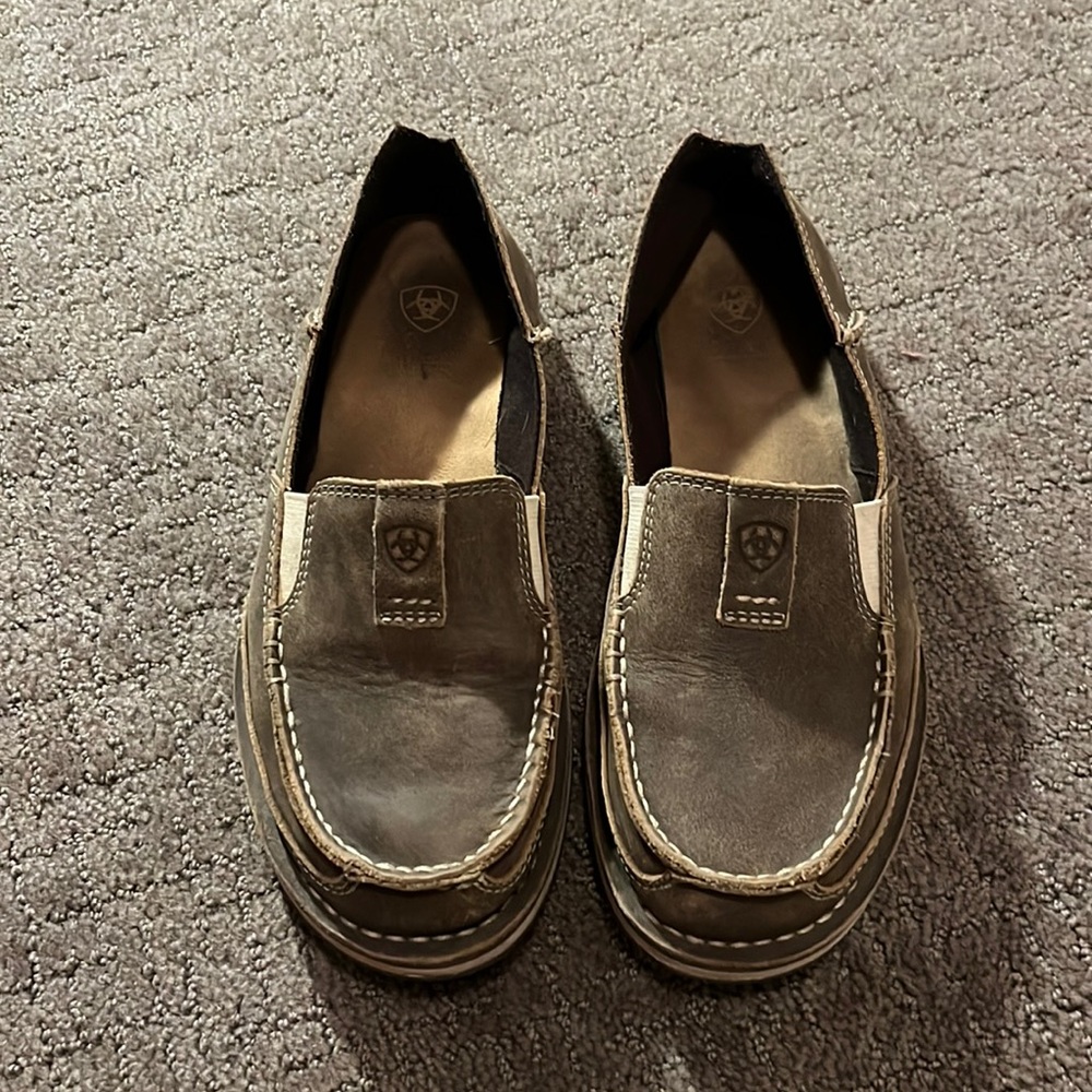 Ariat Cruisers